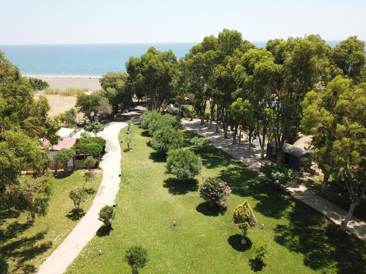 Eco Beach And Magic Garden Hotel Gennadi Bagian luar foto